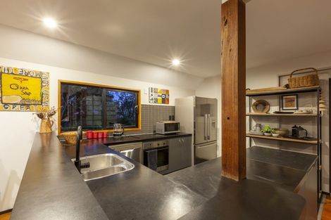 Photo of property in 84 Ames Street, Paekakariki, 5034