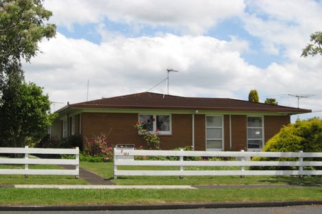 Photo of property in 2/193 Queen Street, Pukekohe, 2120