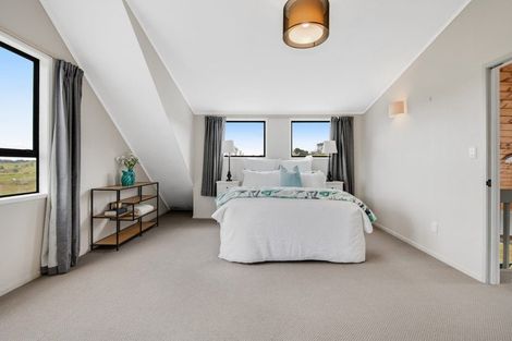 Photo of property in 139 Whitehills Road, Waitoki, Silverdale, 0994