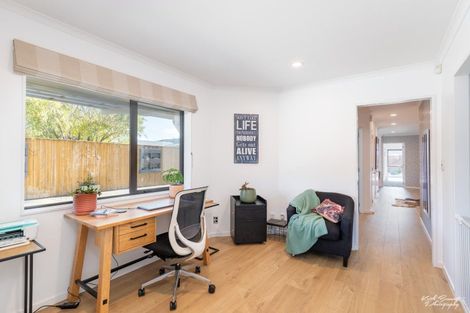 Photo of property in 258a Fergusson Drive, Heretaunga, Upper Hutt, 5018