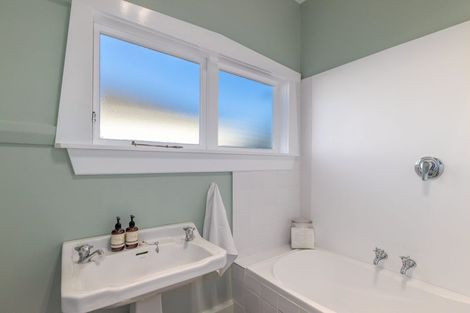 Photo of property in 1/64 Somerfield Street, Somerfield, Christchurch, 8024