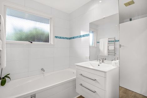 Photo of property in 11 Marlene Street, Casebrook, Christchurch, 8051