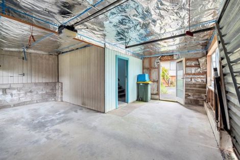 Photo of property in 24 Hand Road, Helensville, 0800