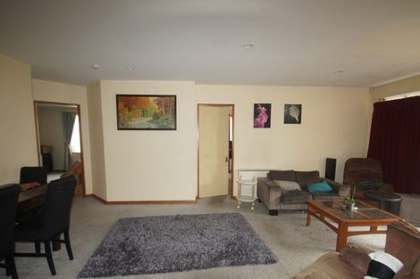 Photo of property in 52 Blue Gum Place, New Brighton, Christchurch, 8083