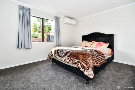 Photo of property in 2/9 Porchester Road, Papakura, 2110
