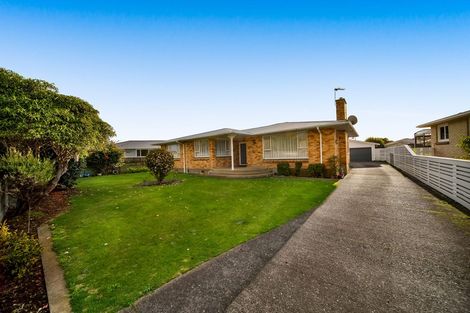 Photo of property in 13 Mccarthy Street, Hawera, 4610