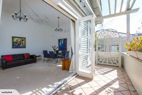 Photo of property in 2/41 Saint Georges Bay Road, Parnell, Auckland, 1052