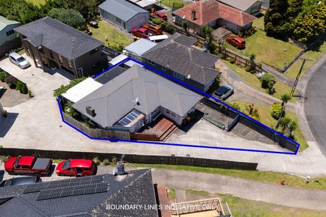 Photo of property in 9 Malcolm Place, Mangere East, Auckland, 2024