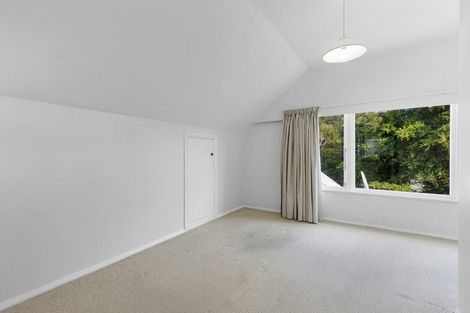 Photo of property in 33 Firth Terrace, Karori, Wellington, 6012