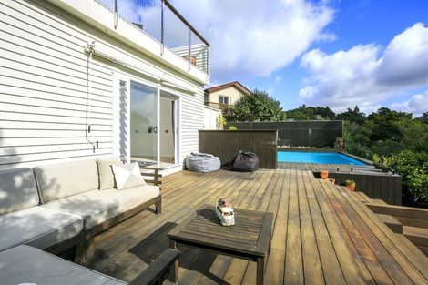 Photo of property in 13 Hillcrest Road, Hatfields Beach, Orewa, 0931