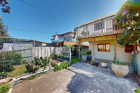 Photo of property in 27a Rua Avenue, Waitarere Beach, Levin, 5510