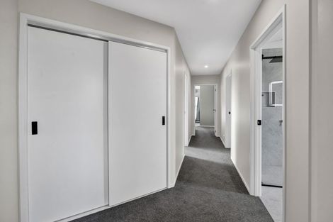 Photo of property in 1 Larlin Drive, Hawera, 4675