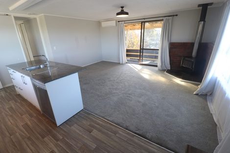 Photo of property in 9 Elizabeth Drive, West Harbour, Auckland, 0618