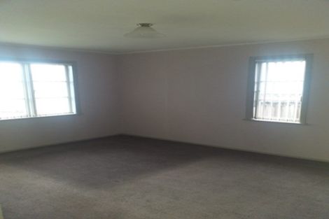 Photo of property in 66 Mclean Avenue, Papatoetoe, Auckland, 2025