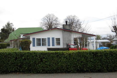 Photo of property in 16 Hogg Crescent, Masterton, 5810