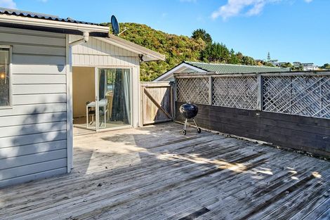 Photo of property in 3 Ayton Drive, Whitby, Porirua, 5024