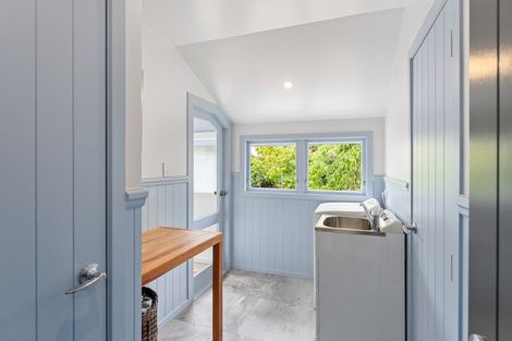 Photo of property in 5 Matipo Street, Waikanae, 5036