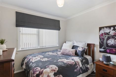 Photo of property in 34 Saint Annes Street, Levin, 5510