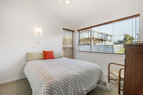 Photo of property in 4/48a Vauxhall Road, Devonport, Auckland, 0624