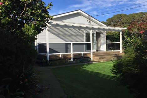 Photo of property in 19a Mantell Street, Seatoun, Wellington, 6022