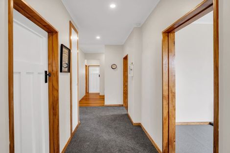 Photo of property in 27 Moore Avenue, Tawhero, Whanganui, 4501