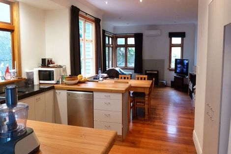 Photo of property in 29 Melrose Road, Island Bay, Wellington, 6023