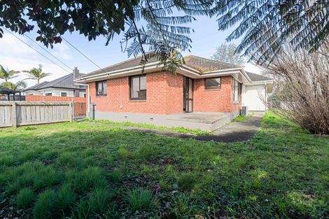 Photo of property in 10 Bledisloe Street, Papatoetoe, Auckland, 2104