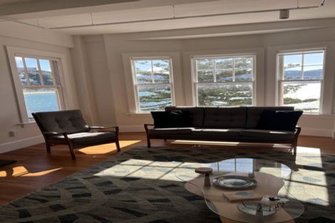 Photo of property in Inverleith Apartments, 3/306 Oriental Parade, Oriental Bay, Wellington, 6011