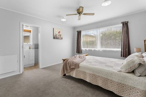 Photo of property in 28 Browning Street, Leamington, Cambridge, 3432