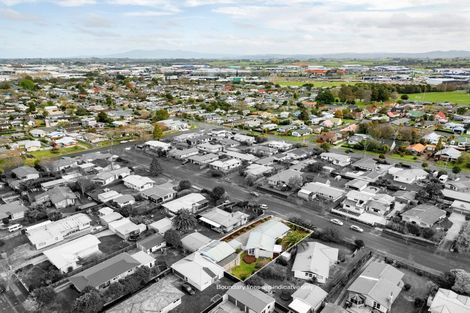 Photo of property in 16 Clematis Avenue, Pukete, Hamilton, 3200