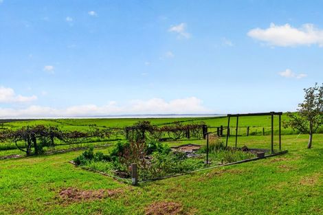 Photo of property in 259 Mairetahi Road, South Head, Helensville, 0874