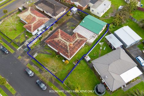 Photo of property in 33 Convair Crescent, Mangere, Auckland, 2022
