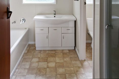 Photo of property in 1 Clyde Crescent, Roslyn, Palmerston North, 4414