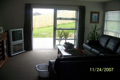 Photo of property in 22 Kittiwake Drive, Schnapper Rock, Auckland, 0632