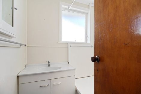 Photo of property in 6 Slim Street, Bader, Hamilton, 3206