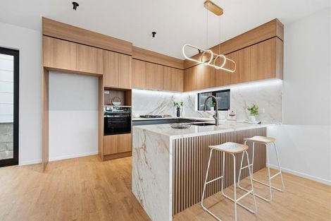 Photo of property in 1a Sheralee Place, Bucklands Beach, Auckland, 2014