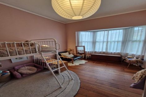 Photo of property in 28 Pitt Street, Wadestown, Wellington, 6012