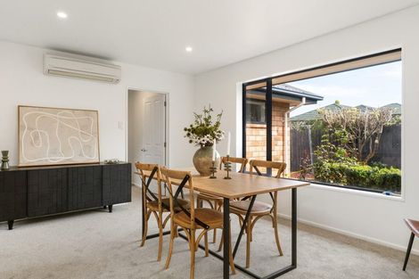 Photo of property in 18 Mollymawk Place, Woolston, Christchurch, 8023