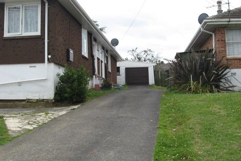 Photo of property in 1/34 Plumley Crescent, Mangere, Auckland, 2022