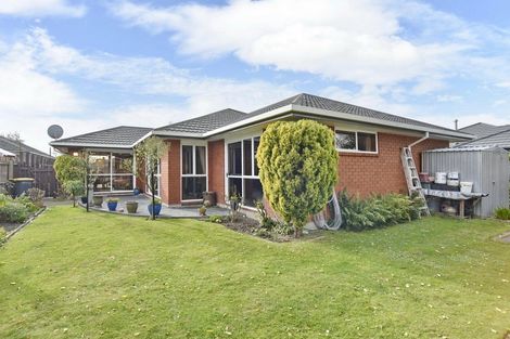 Photo of property in 2/66 Dunedin Street, Redwood, Christchurch, 8051