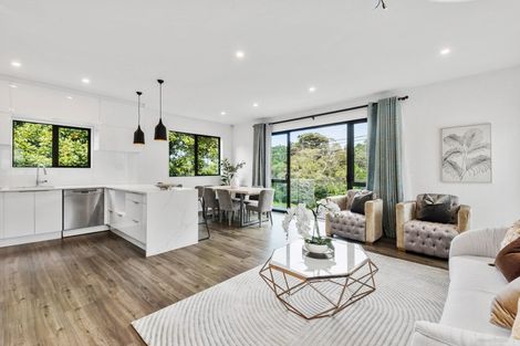 Photo of property in 21 Coroglen Avenue, Birkenhead, Auckland, 0626