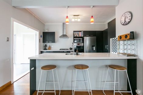 Photo of property in 1111a Heretaunga Street East, Parkvale, Hastings, 4122