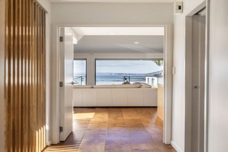 Photo of property in 2/16 Marama Street, Castor Bay, Auckland, 0620