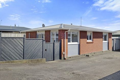 Photo of property in 1/306 Devon Street West, New Plymouth, 4310
