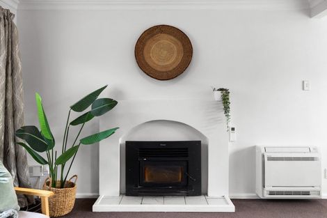 Photo of property in 17 Veronica Avenue, Marewa, Napier, 4110