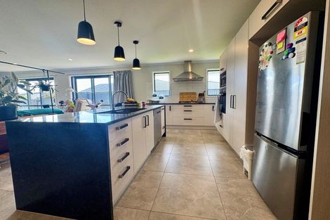 Photo of property in 9a Waghorn Street, Pyes Pa, Tauranga, 3112