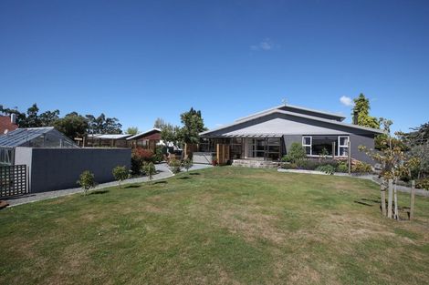 Photo of property in 8 Home Street, Winton, 9720