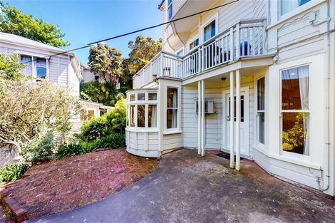 Photo of property in 56 Kelburn Parade, Kelburn, Wellington, 6012