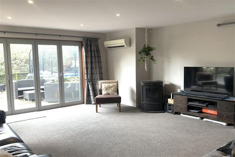 Photo of property in 61 Saint James Avenue, Papanui, Christchurch, 8053