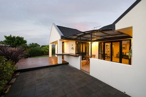 Photo of property in 10 Drumfearn Place, Rototuna, Hamilton, 3210